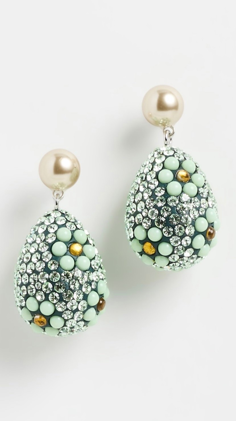 Mesmerized by these!!

#LTKgrwm #LTKootd #LTKSeasonal