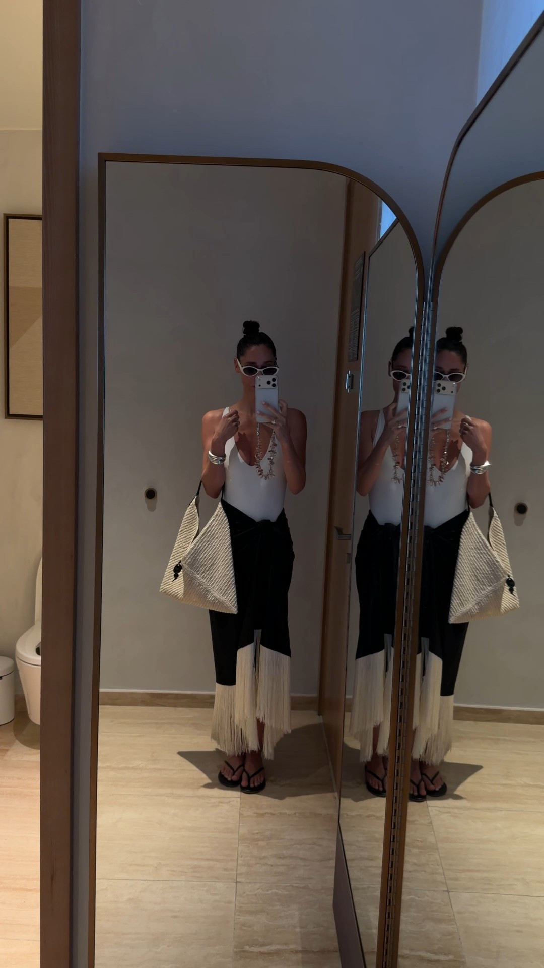 Simple beach look today 🤍

#LTKdayinmylife #LTKSeasonal #LTKgrwm