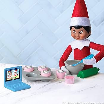 The Elf on the Shelf Polar Props - Help Elves Create New Scenes or Share Pretend Play - Includes ... | Amazon (US)
