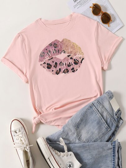 Plus Lip Print Short Sleeve Tee | SHEIN