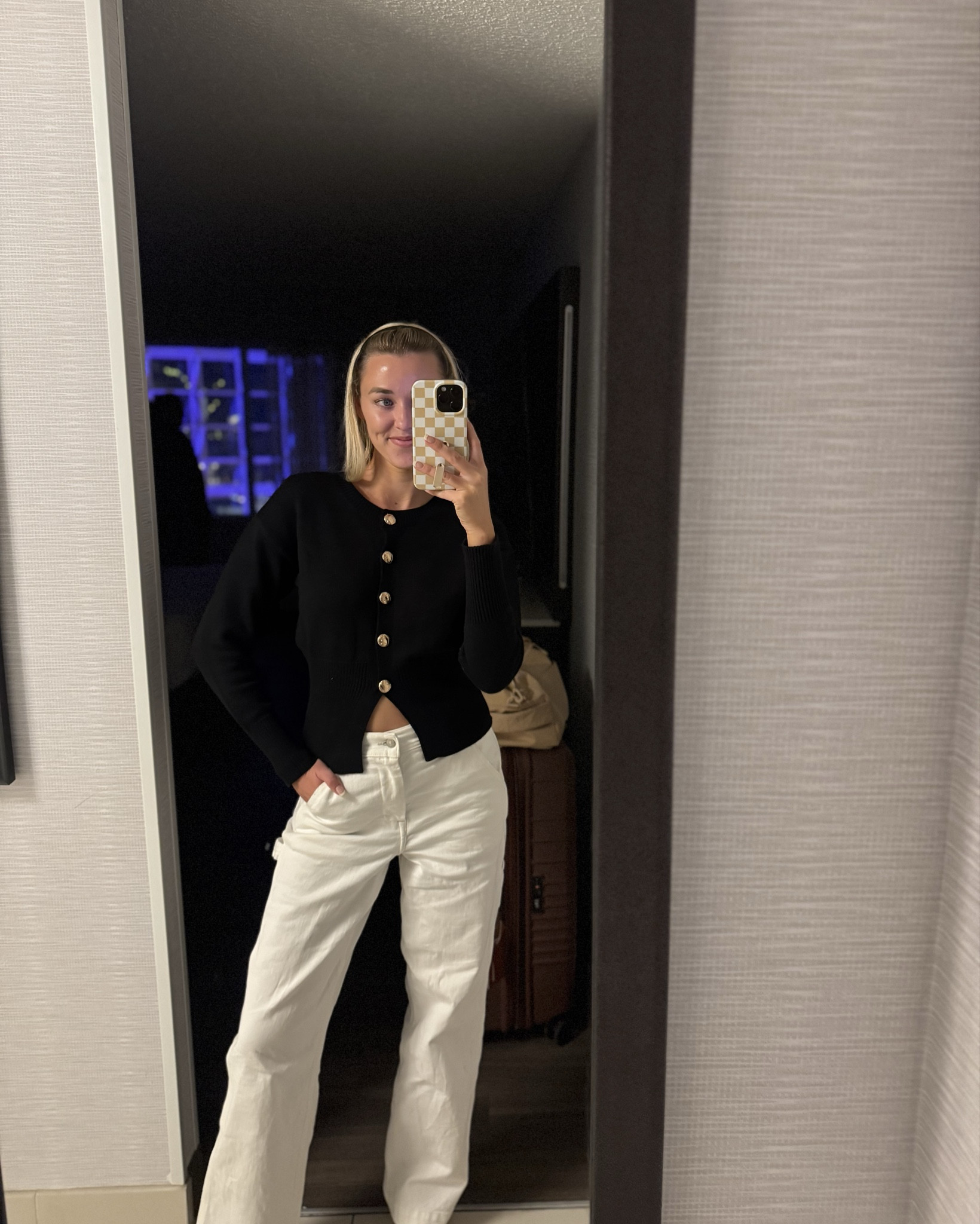 my new go to black cardigan on sale!! 



#LTKHoliday #LTKGiftGuide #LTKCyberWeek