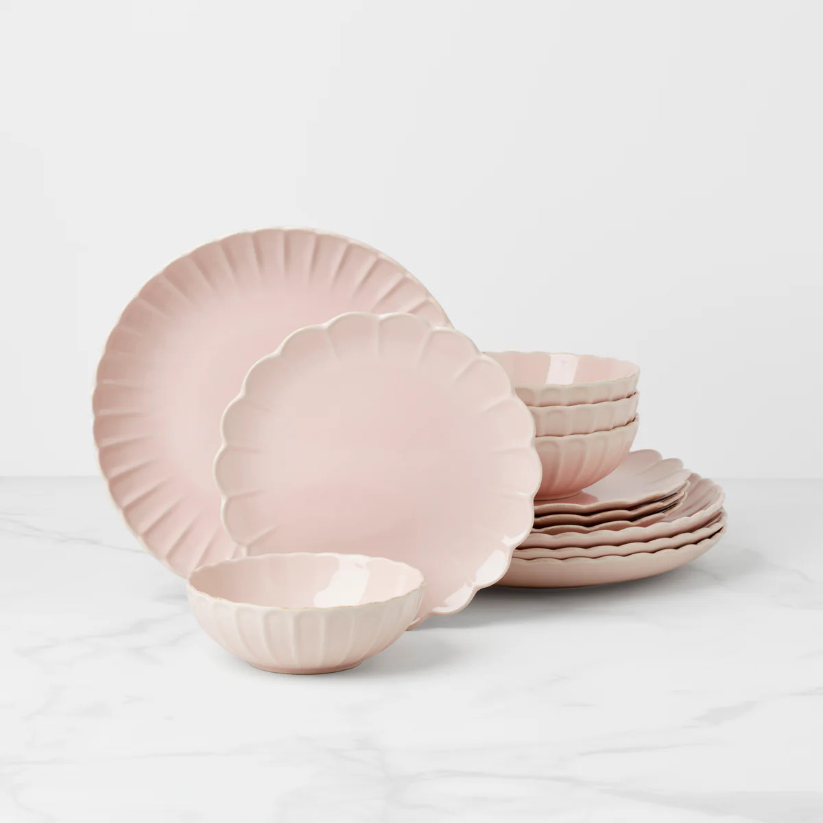 French Perle Scallop Blush 12-Piece Dinnerware Set | Lenox