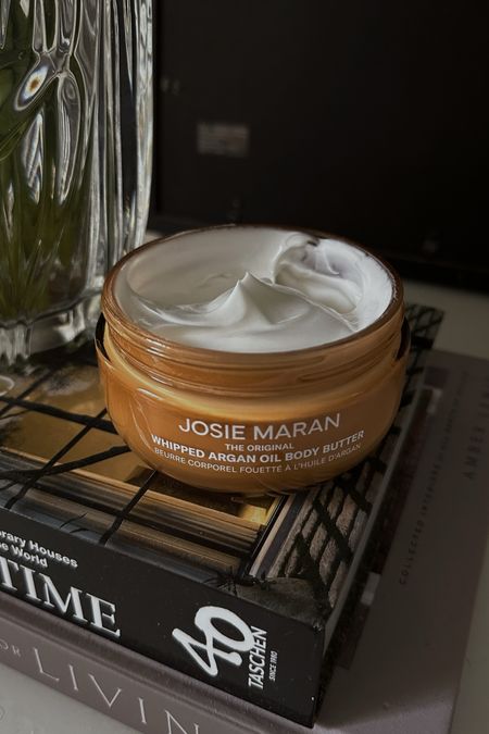 Josie Maran Body Butter- Topless Tangerine 🍊 

#LTKFindsUnder50 #LTKBeauty