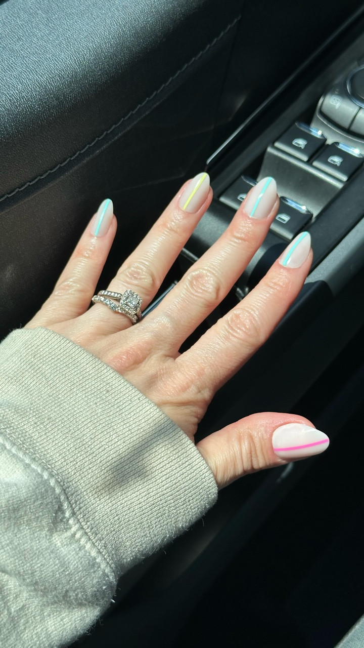 Spring, but on my nails ☀️🌸🌷🍓💕@oliveandjune 

#springnails #nailinspo #nailsnailsnails
