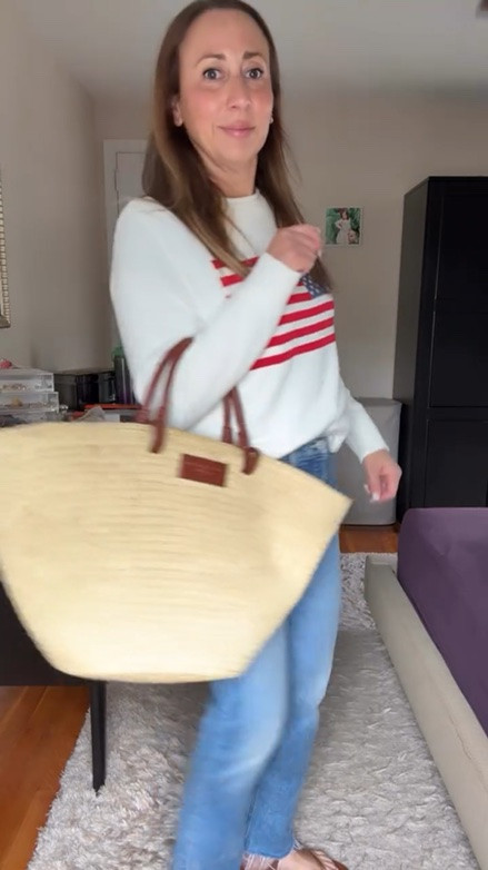 Happy Memorial Day! ❤️🤍💙

Have on some new pieces today that I’m loving like my gorgeous new sandals and my 🇺🇸 sweater is 40% off right now! ‘shop’ for details!! 

_____
* effortless style
* off-duty model
* clean girl outfit
* casual chic
* elevated basics
* pinterest outfit
* cool girl energy
* neutral outfit inspo