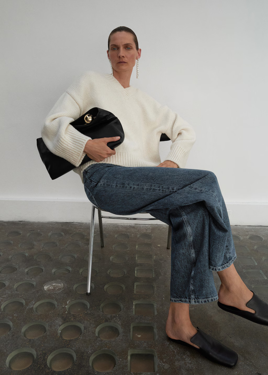 Mid-rise straight jeans | MANGO (UK)