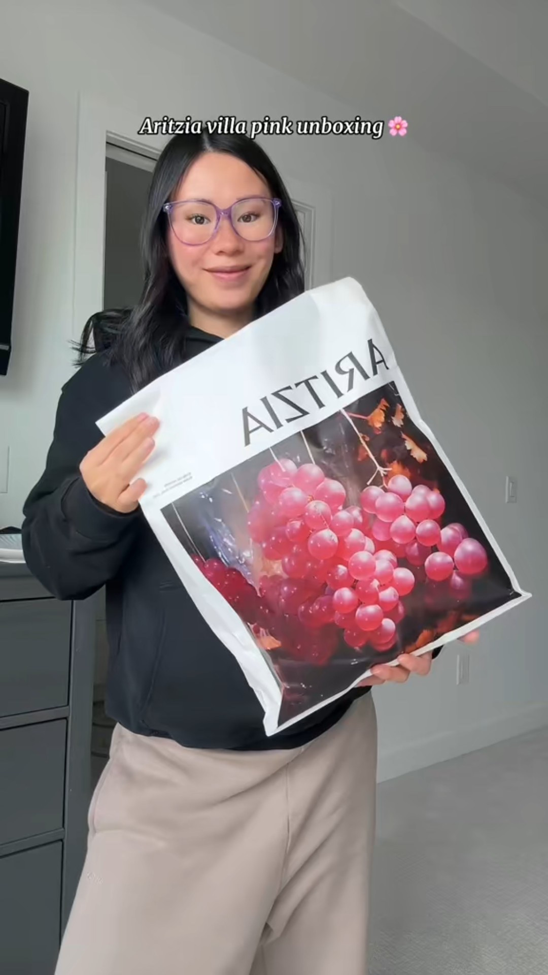 Aritzia Villa Pink Sweatfleece Set 🌸💖 
Hoodie size M
Shorts size S
Top size S

#LTKcanada #LTKsummer #LTKspring