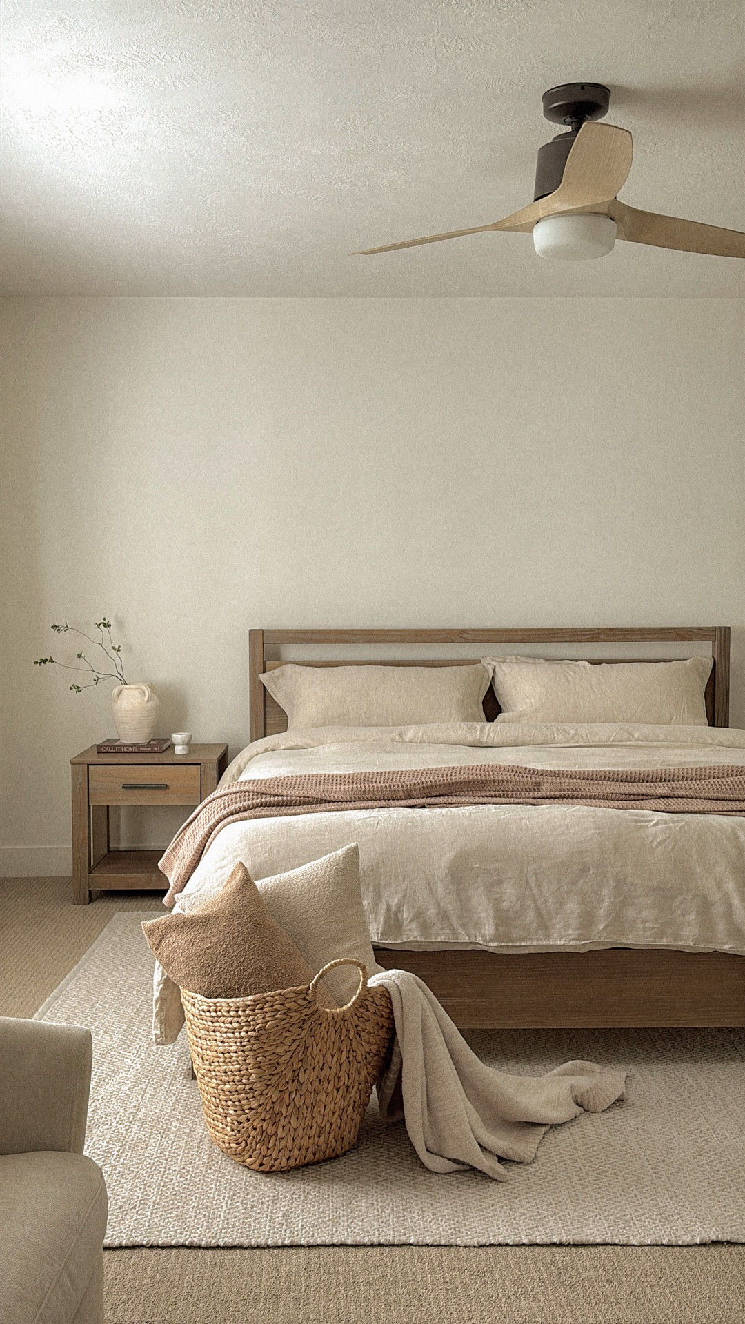 I’m loving how these @wayfair finds bring calm, cozy vibes and a touch of seasonal freshness to my space. Simple swaps, big impact!



Follow and share for inspiration 

#WayfairElevate #WayfairCreator #ad #Wayfair #BedroomInspo @wayfair

#LTKSpringSale #LTKActive #LTKHome