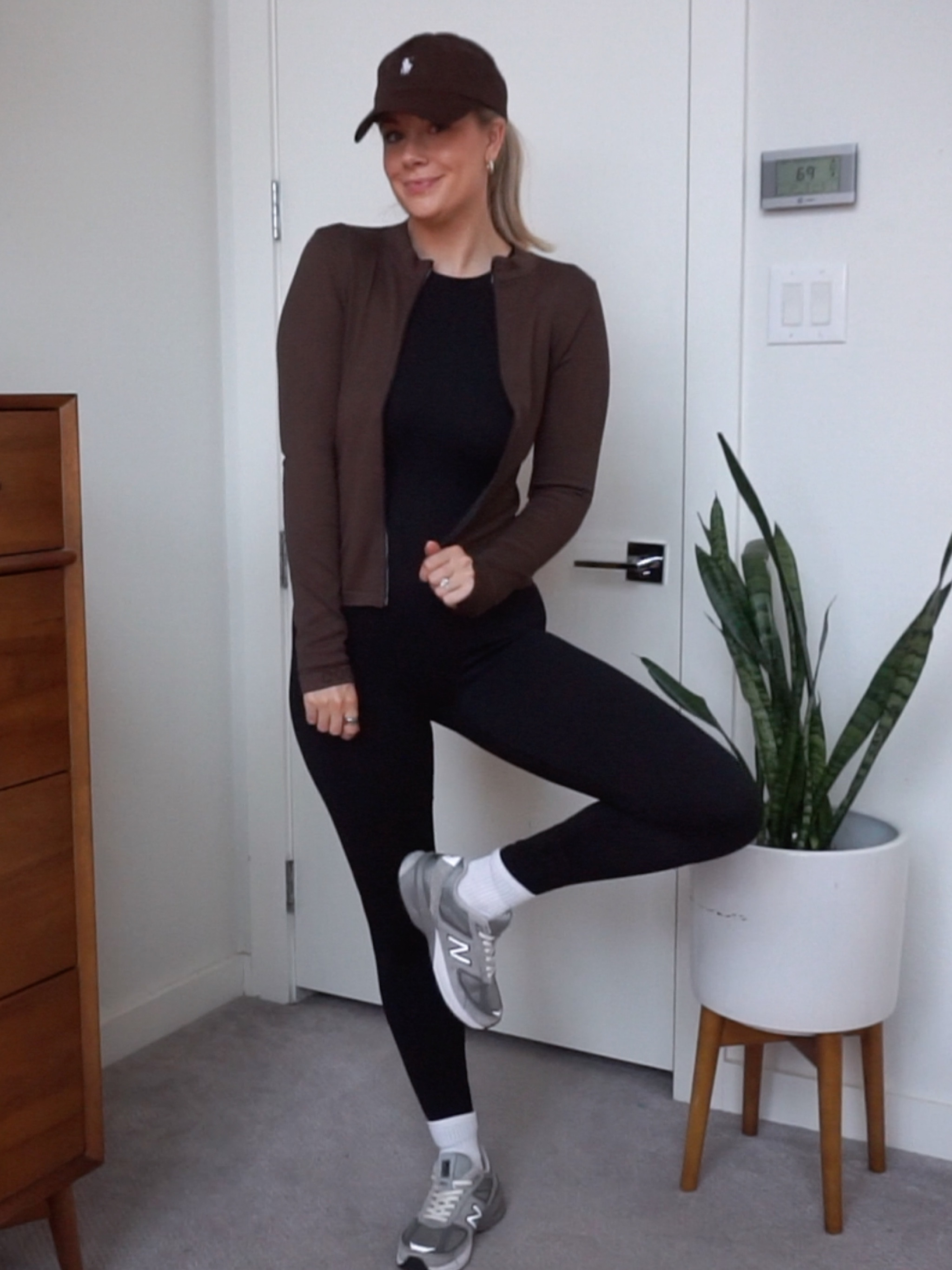 OQQ outfit of the day 

Use code ‘hikelly’ for 30% off everything 
@oqqsports
@shop.ltk
#liketkit