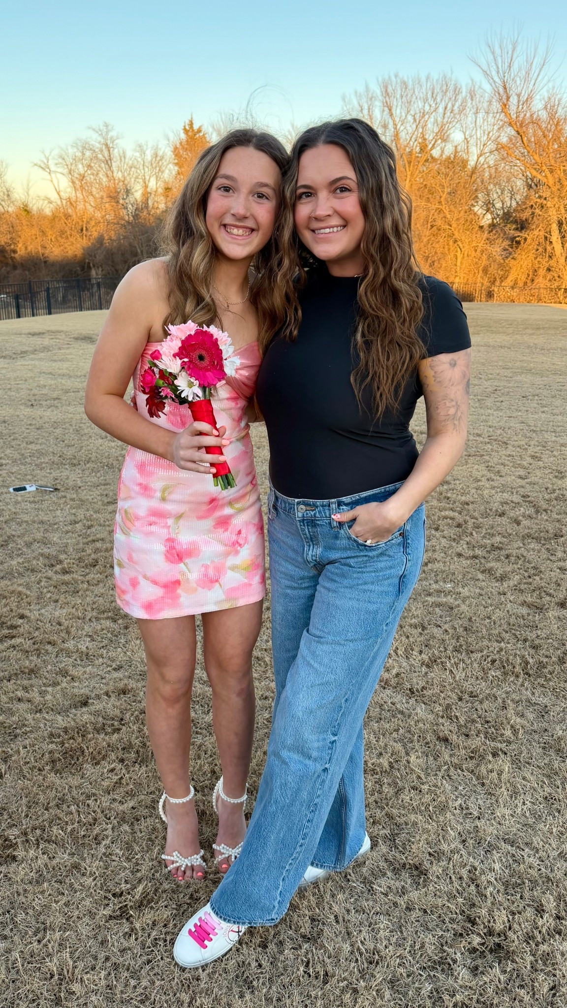 Never did I ever think I’d be back in “low rise” jeans but here we are. They have become my new favorite!! Paired here with the double lined baby tee- effortless, casual, on the go look! 

#LTKootd #LTKmomlife #LTKU