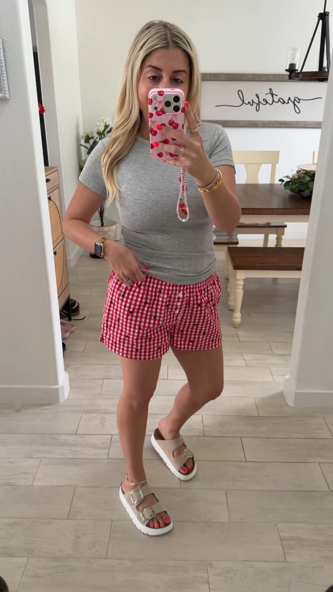 Soft ribbed tee small
Boxer shorts small
Sandals tts

#LTKootd