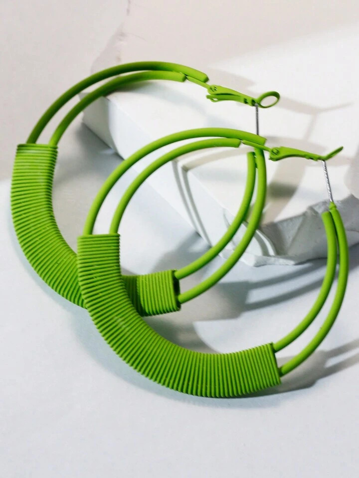 1pair Exaggerated Spray Painted Design Earrings With European & American Style, Versatile For Dai... | SHEIN