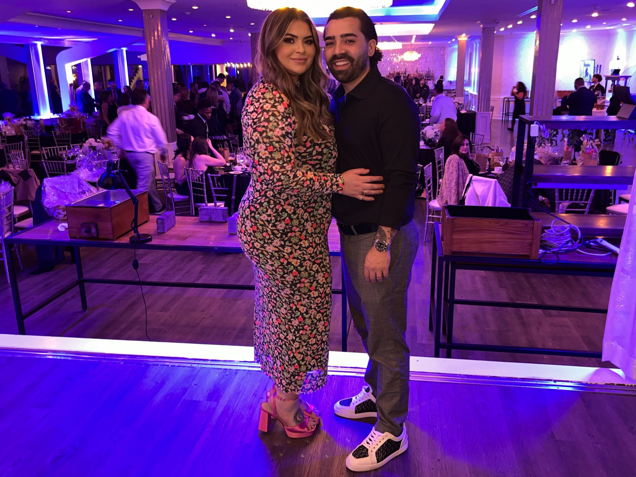 Found this gem at Nordstrom rack. Unfortunately i can't find it anywhere but im going to link some styles that i would totally purchase from this brand 🥰



#LTKplussize #LTKover40 #LTKwedding