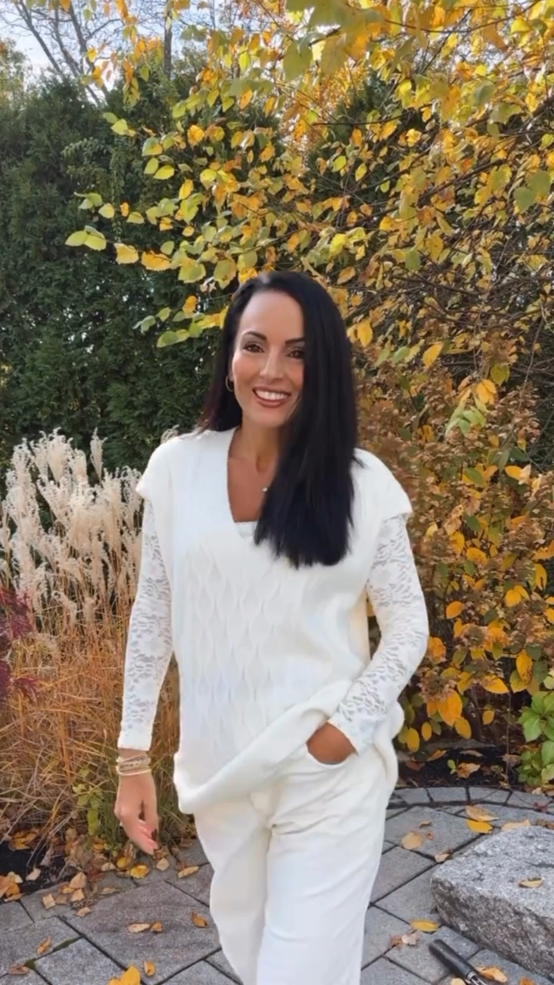 Let’s normalize the in-between seasons 🤍
Not the before, not the after — just the quiet moments of becoming.
Drop a 🤍 if you’re in one too.

#somethinginbetween #womenover40 #selfgrowth #lifelately #targetstyle #neutraloutfit #ootdinspo #realmoments #selflovejourney
Code laura15 @inez 

Comment SHOP below to receive a DM with the link to this post on my LTK ⬇ https://liketk.it/5wx5H #ltkfindsunder100 #ltkstyletip #ltkfindsunder50 #winterwhite

#LTKStyleTip #LTKFindsUnder50 #LTKOver40