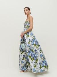 Kastoria Dress | Reformation (Global)