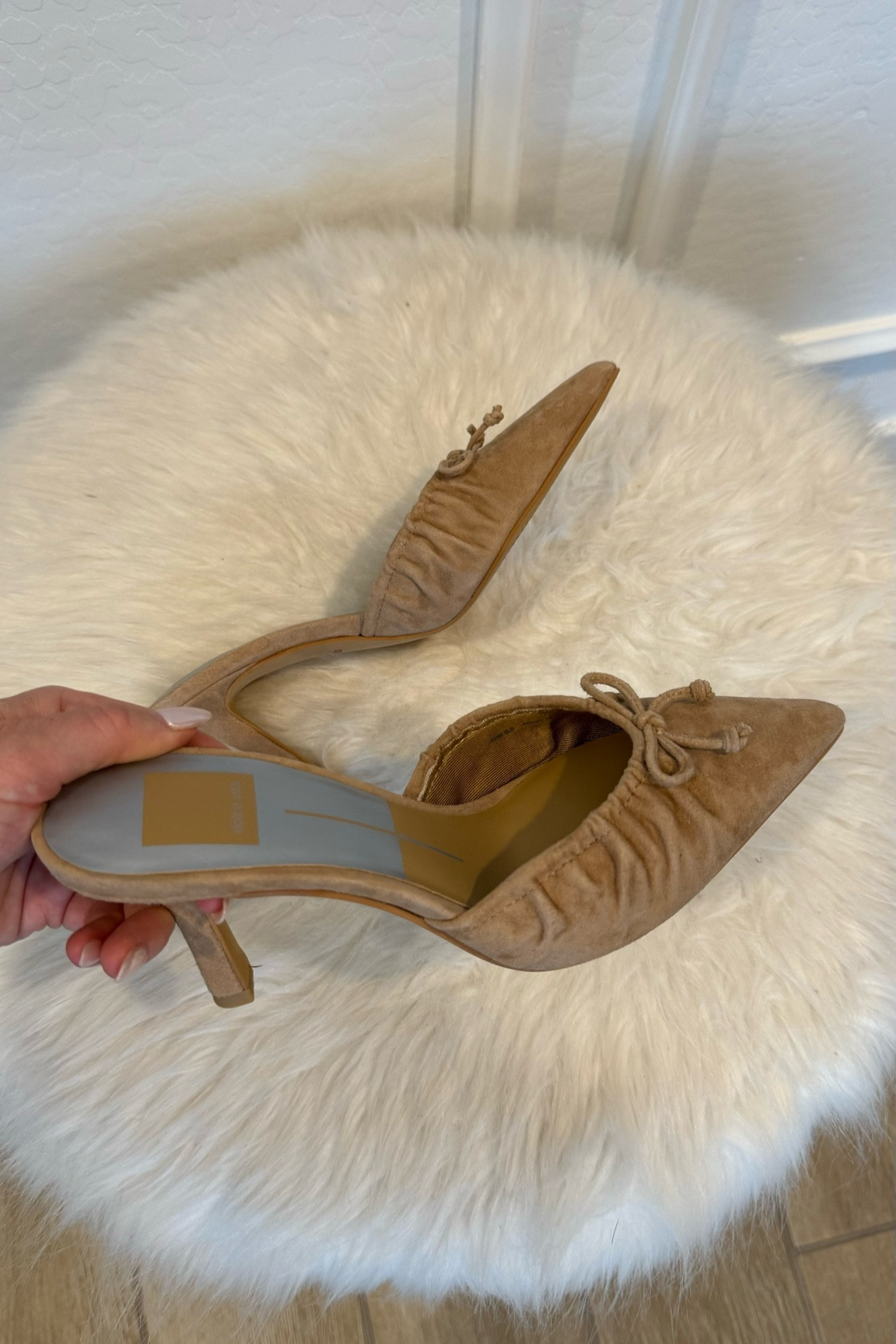 Brand new suede kitten heels are so cute for jeans for summer! Runs true to size 

#LTKShoeCrush #LTKStyleTip