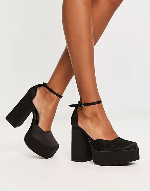 Pull&Bear square front platform heeled sandals in black | ASOS (Global)