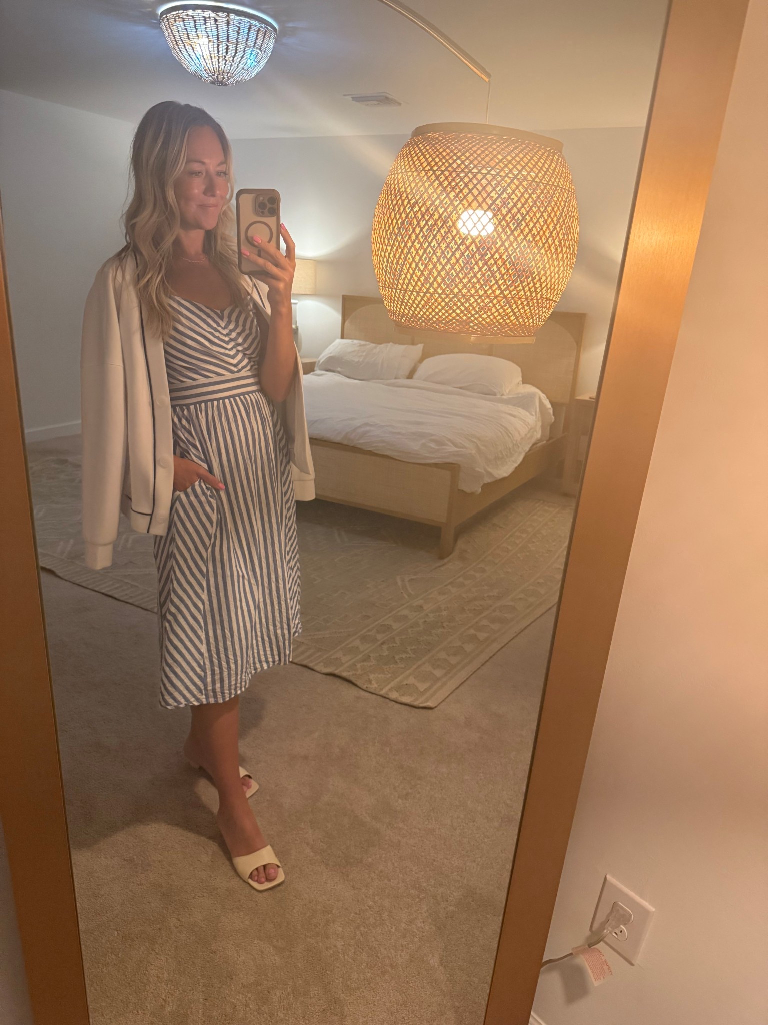 Last nights outfit for dinner with the fam and a walk around the palm trees and lights. 