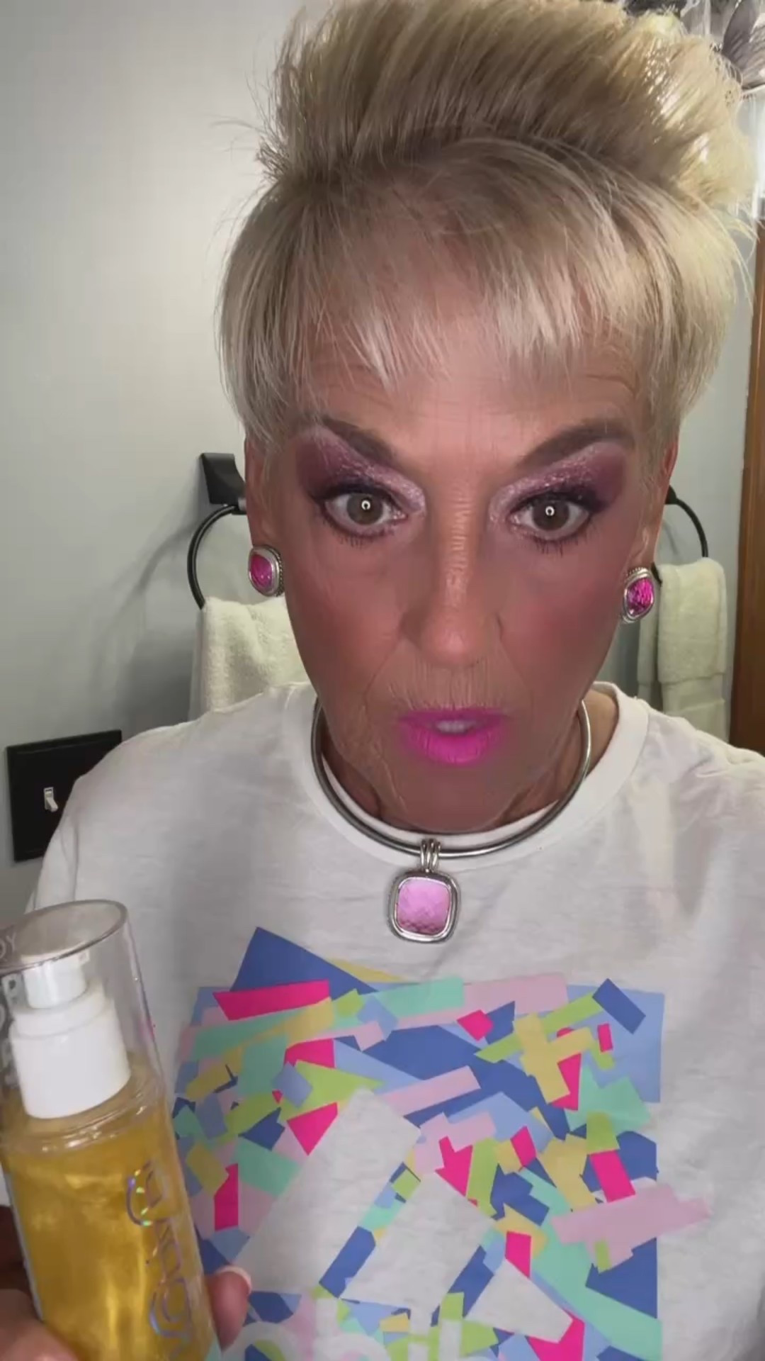 SPF
Body Glow
Body Glitter
Suntan Oil