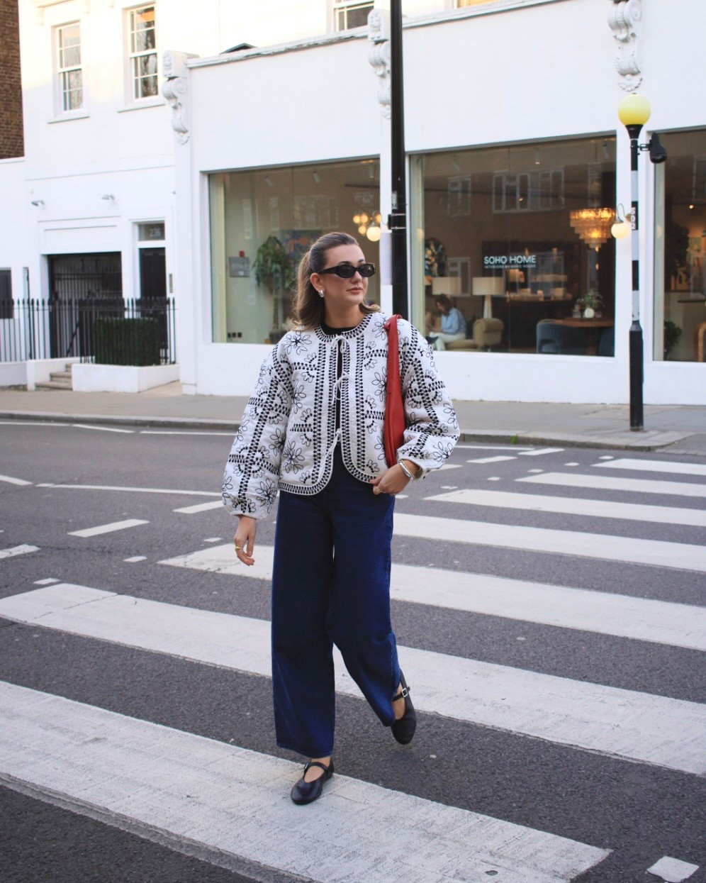 The most perfect quilted jacket for Spring🤍

Black leather Mary Jane’s
Black and white quilted embroidered jacket
Red leather bag
Dark blue indigo jeans for taller girls 


#LTKspring #LTKAprilSpotlight #LTKuk