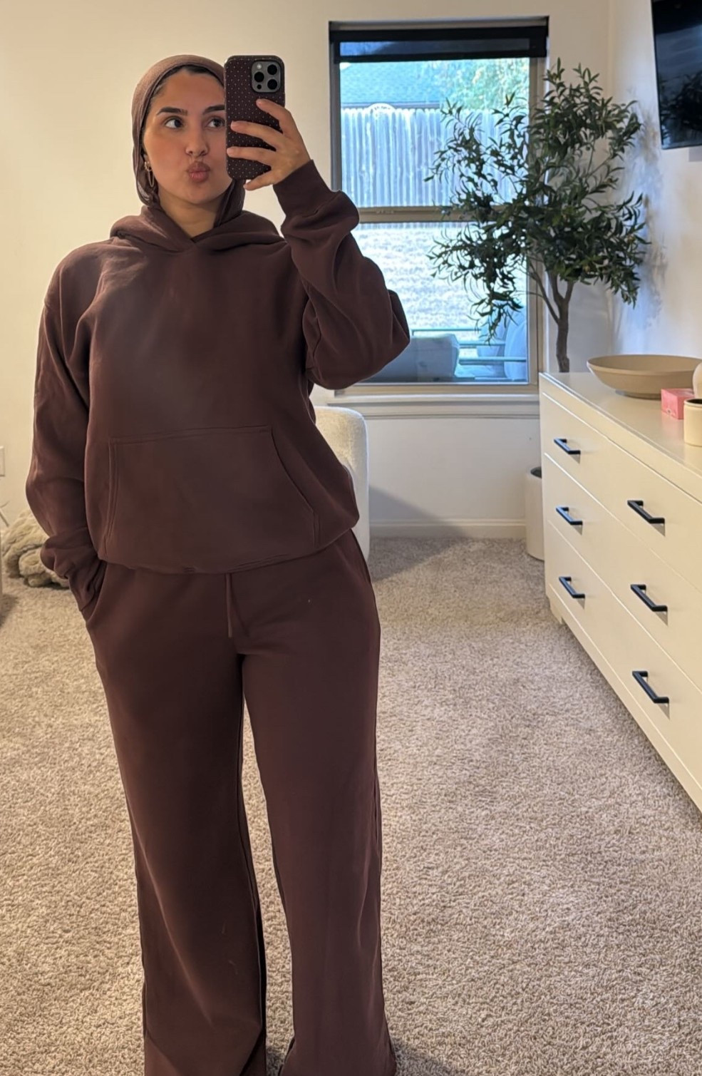 brown is the new black🤎 wearing a size medium pants and size Large sweatshirt! 

#LTKootd #LTKmomlife #LTKSeasonal
