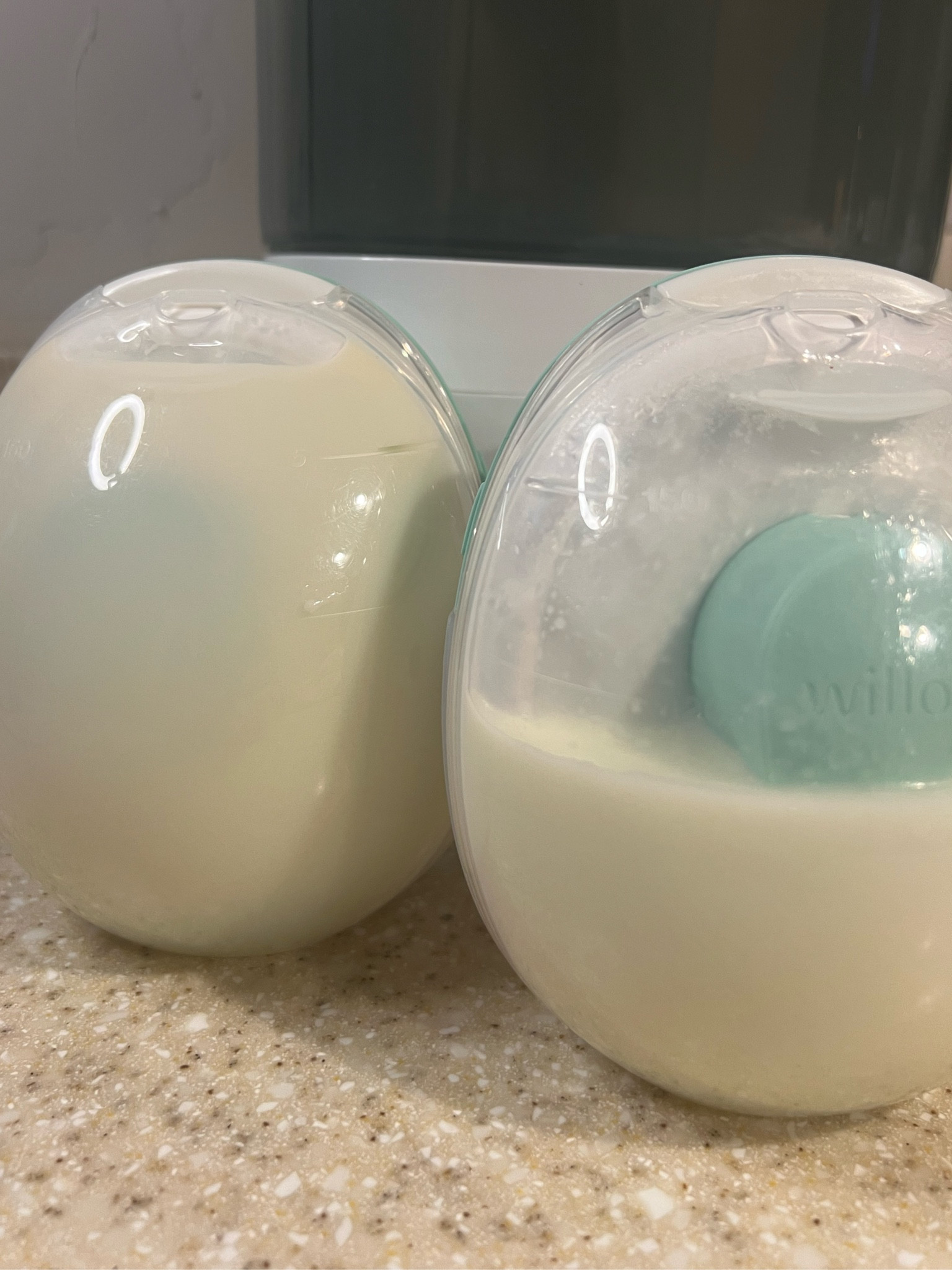 I am obsessed with the Willow Go pump! Hands free, cords free, and hassle free! It also doesn’t have very many parts to wash which is a HUGE bonus for us busy moms. It’s also on a huge sale 🩵 #wearablebreastpump #boostmilksupply #pumpingmoms 