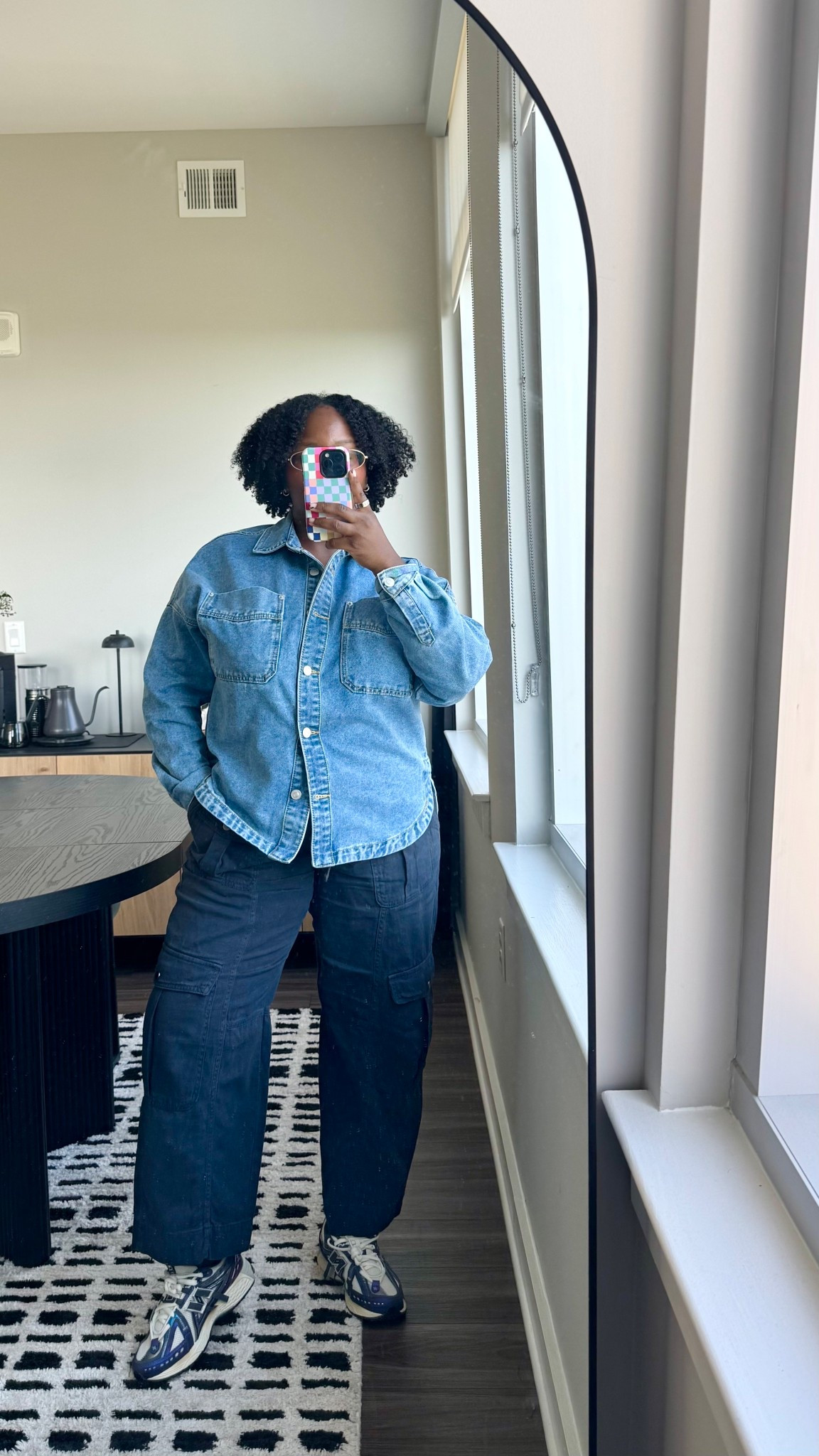 the amount of denim tops I own should be a crime 🥰