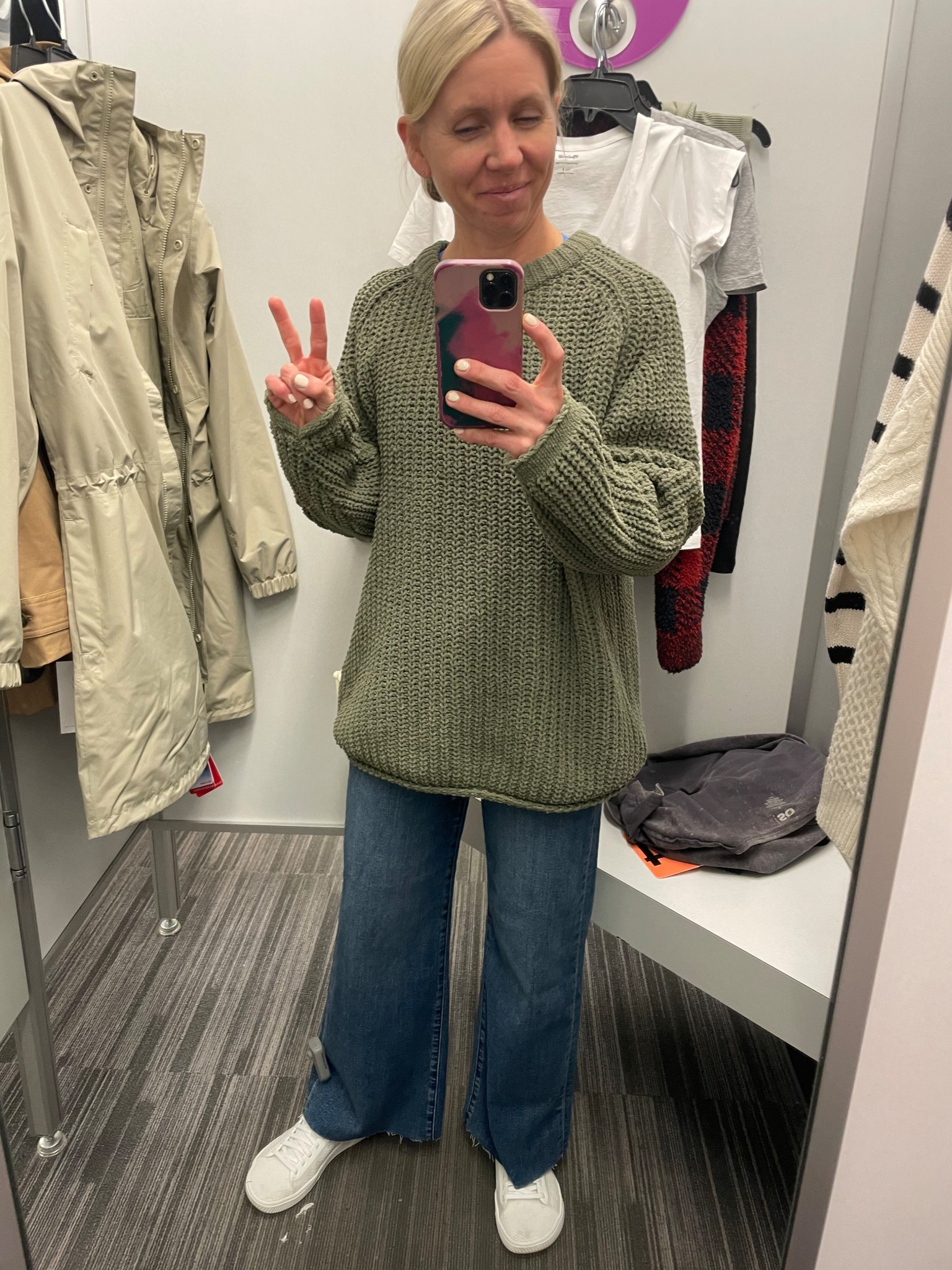 Chunky sweater and wide leg jeans for cozy spring weather 

#LTKStyleTip #LTKSaleAlert #LTKFindsUnder50