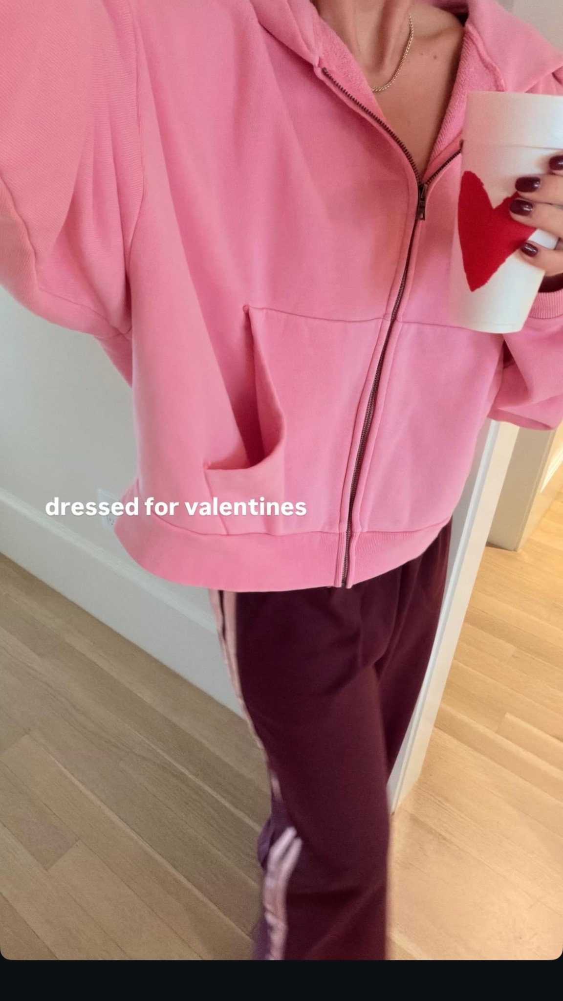 feeling festive in this look with Valentine’s coming up 💕❤️

#LTKootd #LTKdayinmylife #LTKValentine