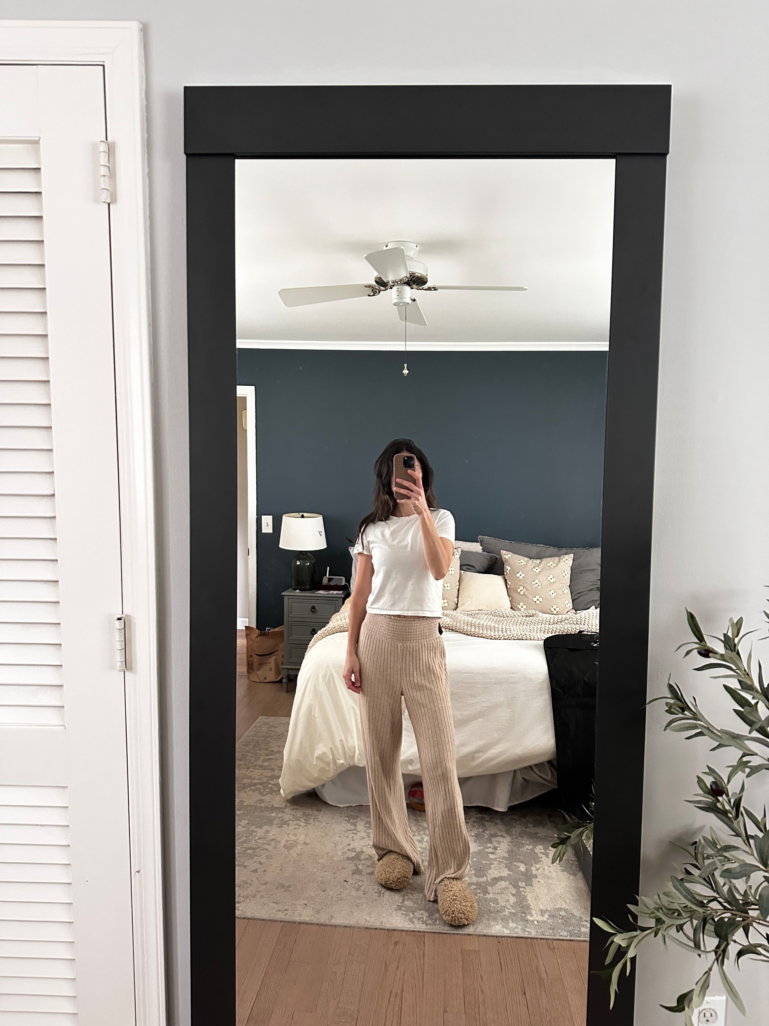 Love these Zsupply lounge pants

5’1” wearing xs and they run large



#LTKgrwm #LTKPetite #LTKootd