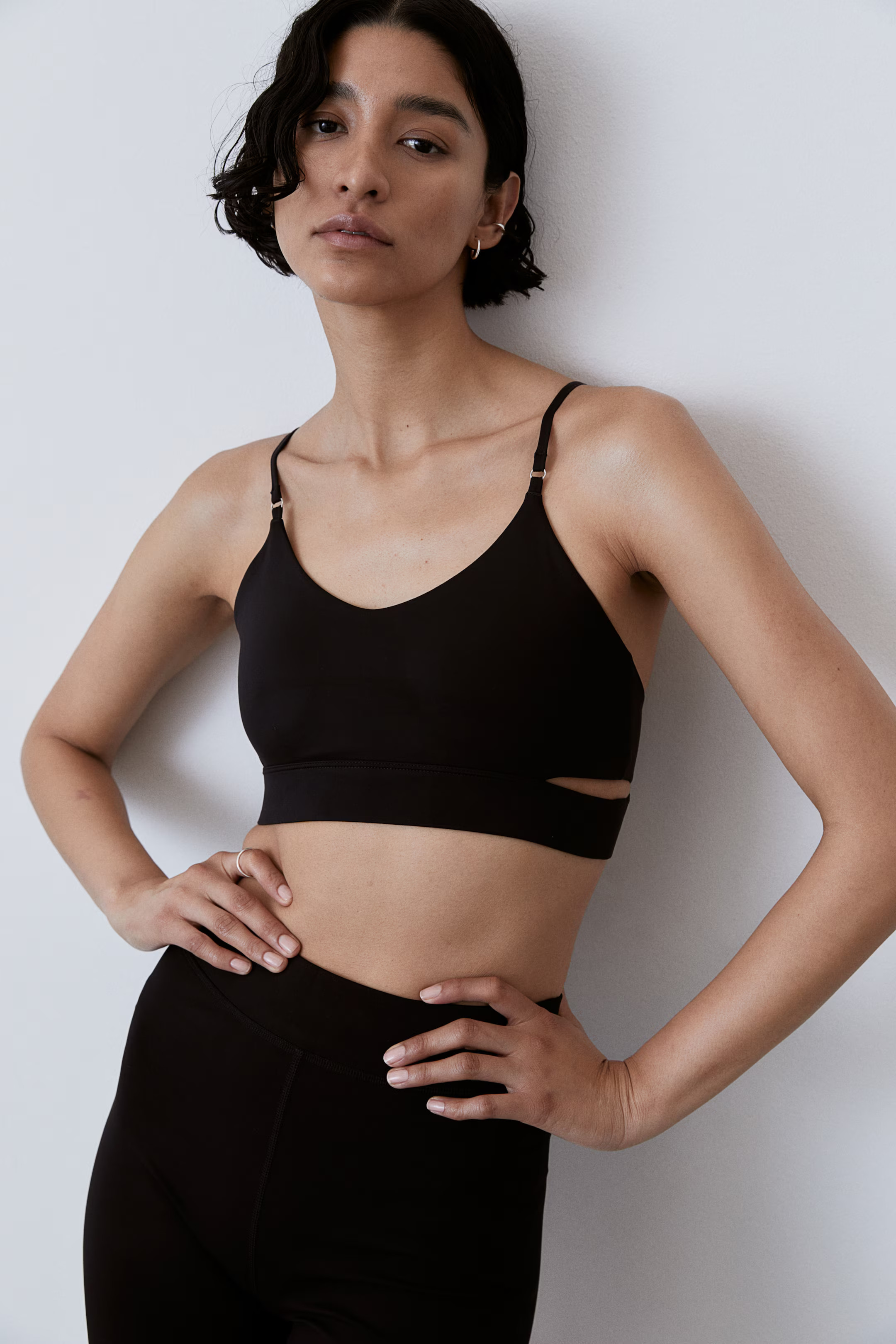DryMove™ Ausgestellte Sporthose - Schwarz - Ladies | H&M DE | H&M (DE, AT, CH, NL, FI)