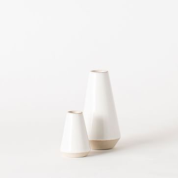 Convivial Minimal Bud Vase | West Elm (US)