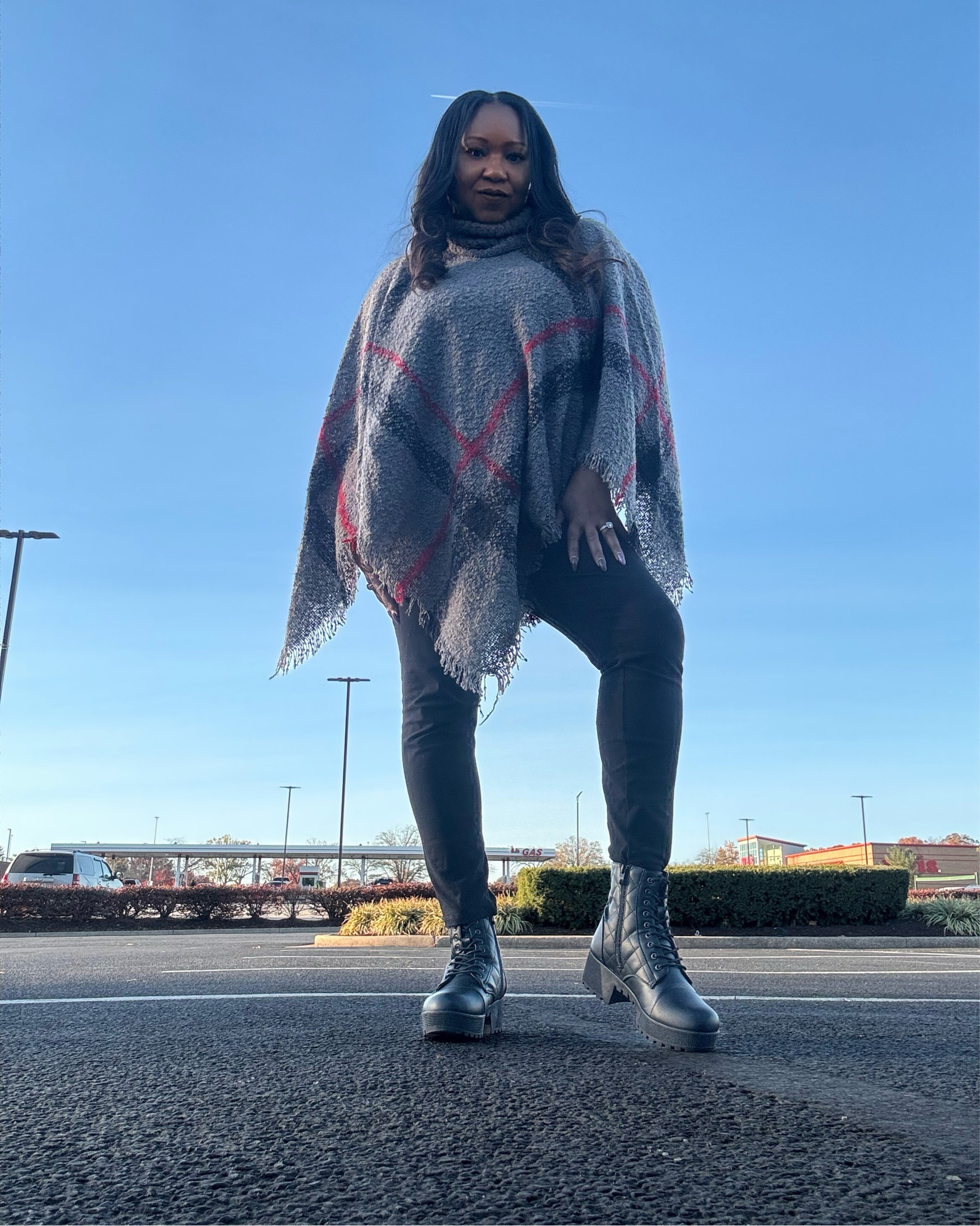 The sold-out shawl everyone’s talking about might be gone, but my LTK shop is full of cozy, stylish options just like it! 😍 From versatile cape shawls to must-have layering pieces, I’ve curated my favorite finds to keep you warm and fabulous all season long. 💃🏽❄️ 

Shop my cozy-chic recommendations and elevate your fall and winter wardrobe today! 🛒✨ These styles are selling fast, so don’t wait!



#LTKFindsUnder50 #LTKMidsize #LTKStyleTip