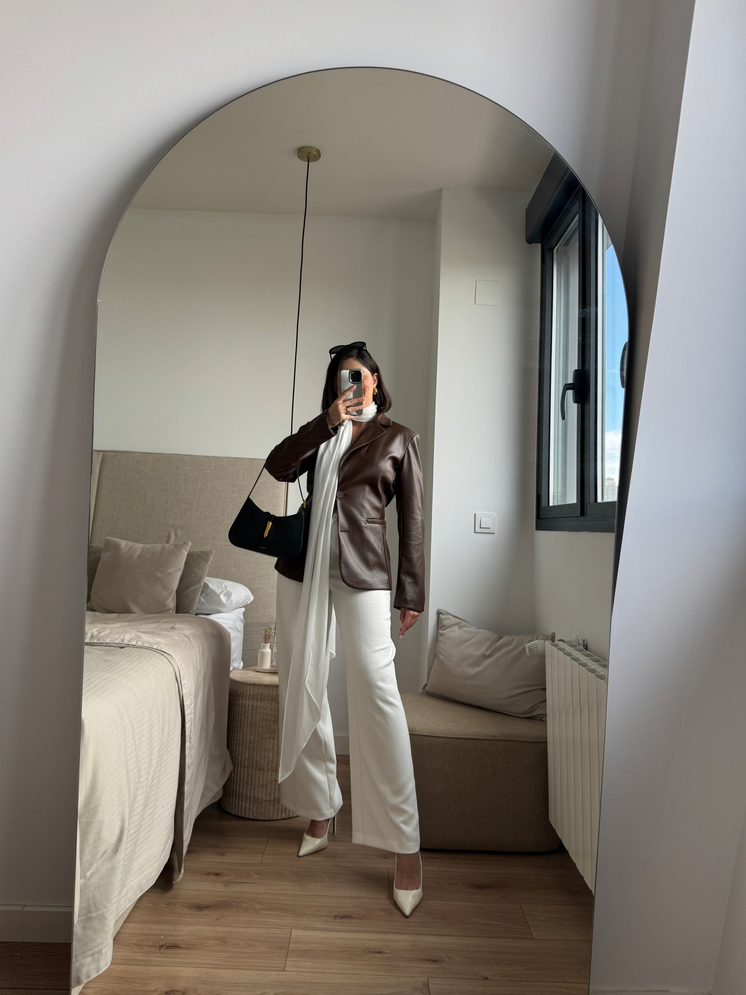 Marrón chocolate, blanco y negro 🤍🍂
#lucilooks

#LTKespana #LTKeurope #LTKFashionMonth