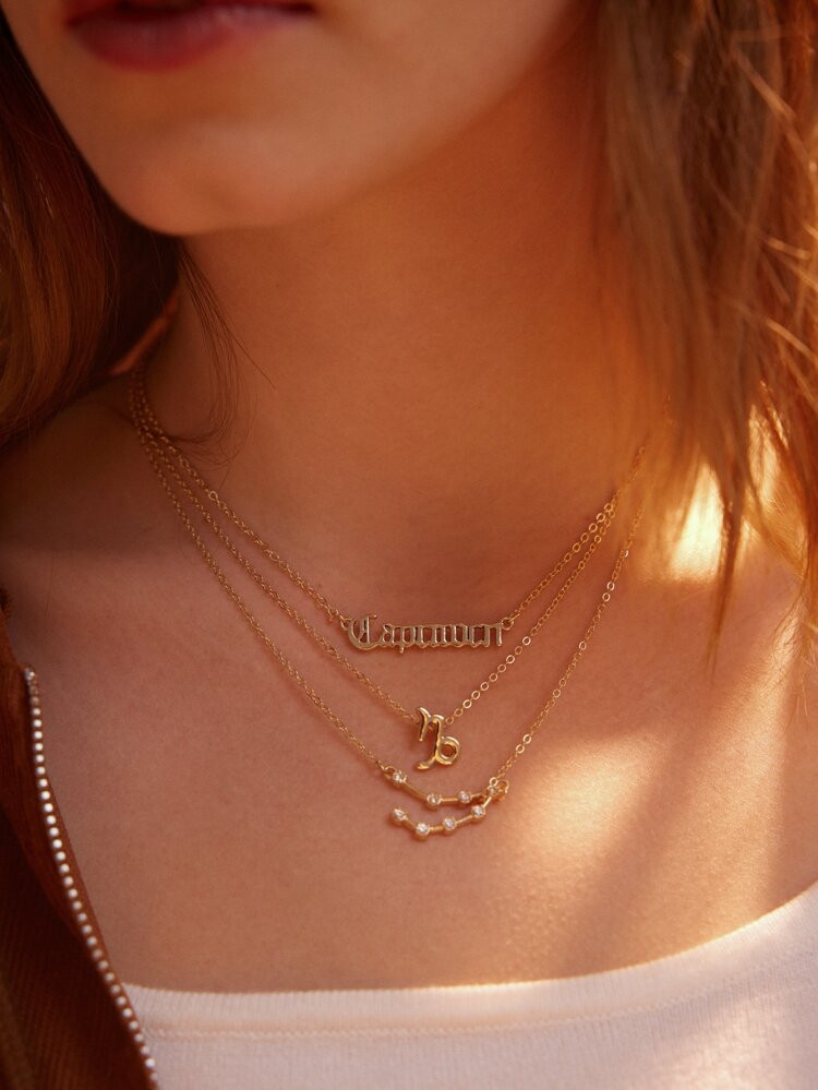 ROMWE Capricorn 3pcs Constellation Design Chain Necklace | SHEIN