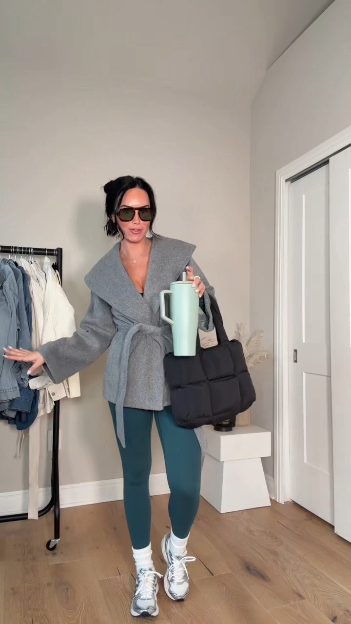 Pilates Outfit ✨🤍

I will have it on my LTK in the “outfit inspo” section!

My sizing 5’7, 145lbs, 32dd
I’m wearing a size 6 bra, size small Amazon activewear, size s/m jacket



#LTKActive #LTKootd #LTKgrwm