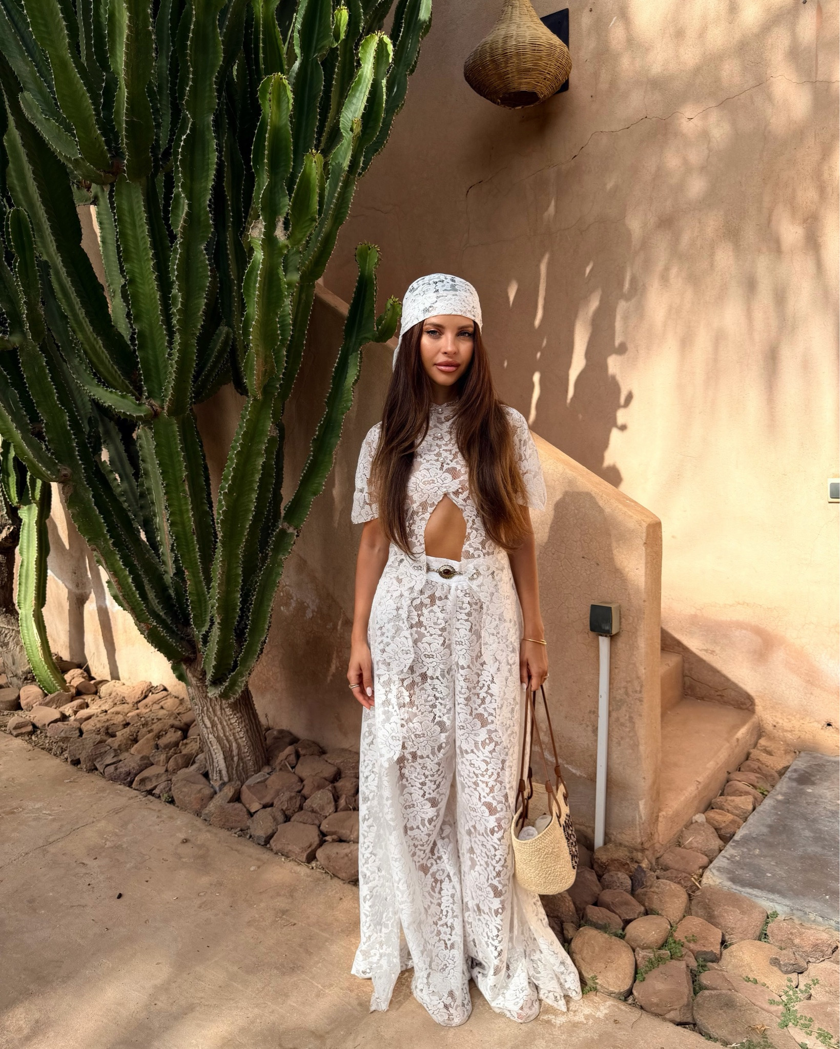 Marrakesh life 🤍🫠 

Outfit @divacharmscom 
📍 @villatajmarrakech