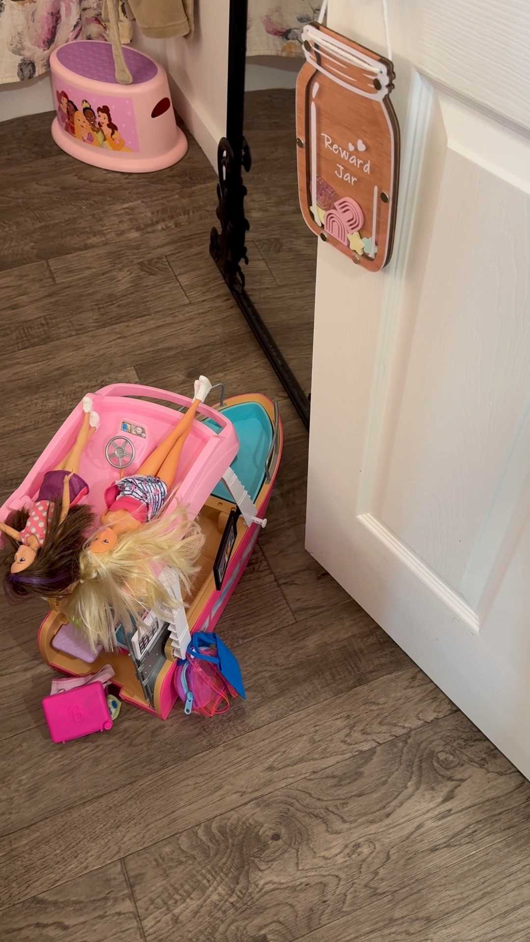 Barbie dream boat on clearance at Walmart! 🩵🩷

#LTKKids #LTKFamily #LTKSpringSale