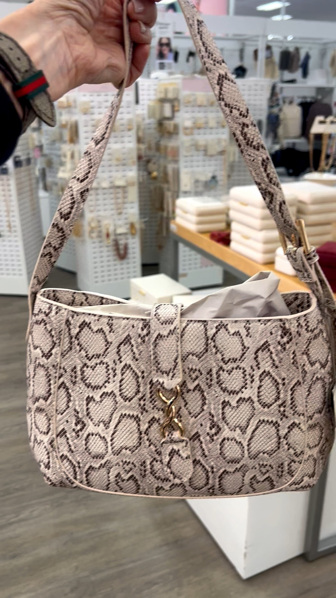 snakeskin handbag, spring outfit 

#LTKootd #LTKSeasonal #LTKOver40