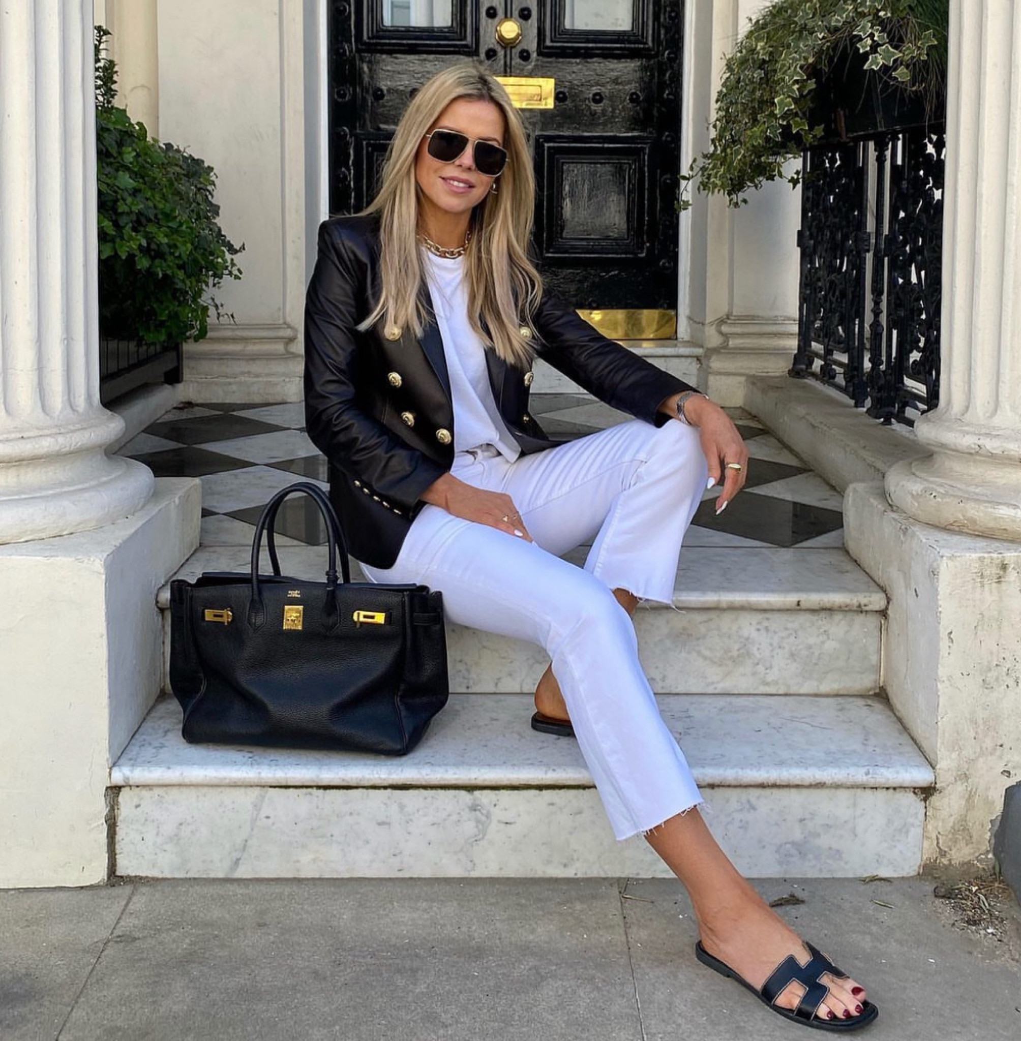 White jeans outfit 🤍
#whitejeans #clasdystyle #classicstyle #chic 

#LTKeurope #LTKstyletip #LTKsummer