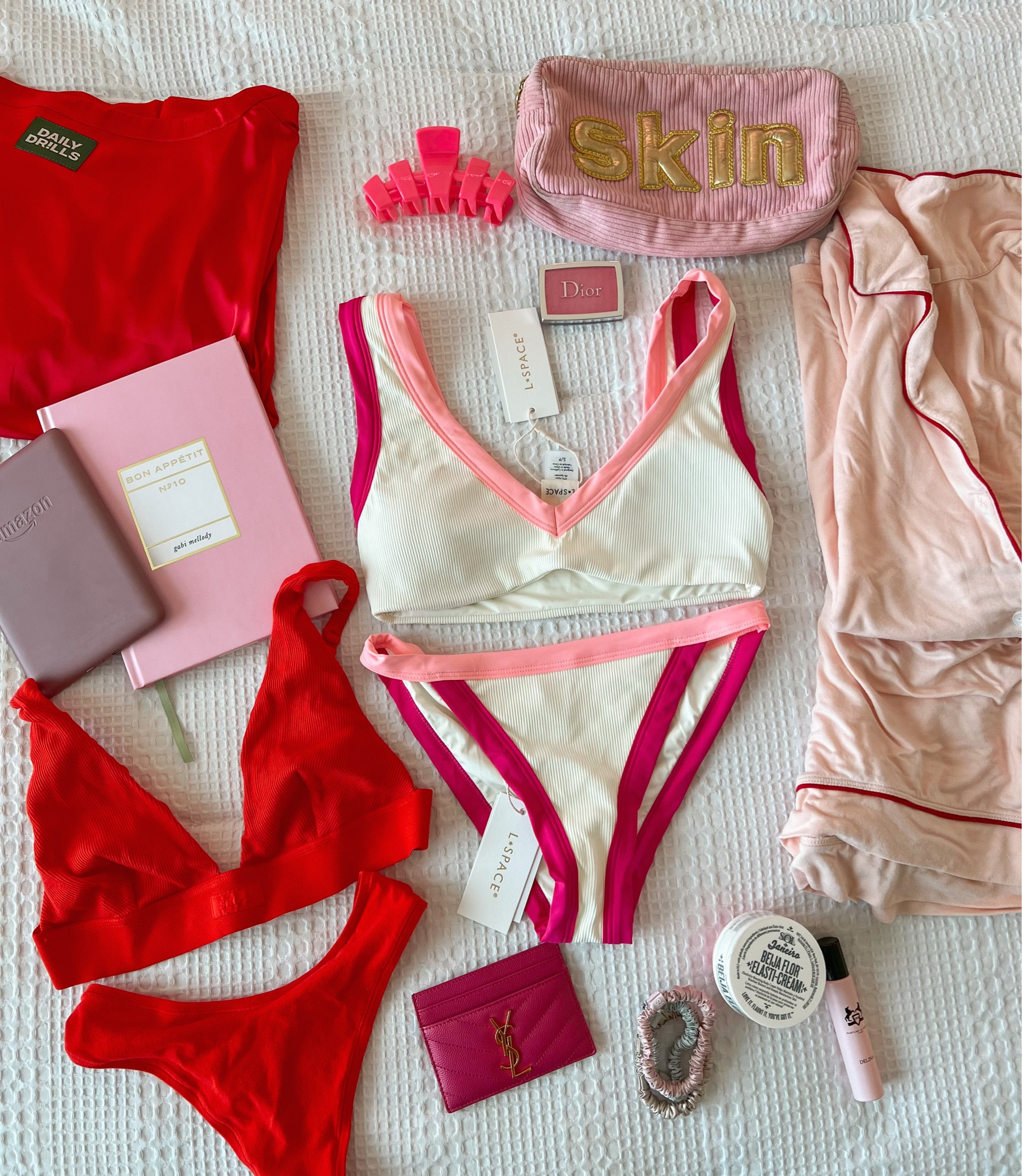 VALENTINE’S DAY GIFT GUIDE !!! 🤍💕 ❤️  #competition 

#LTKFind #LTKGiftGuide