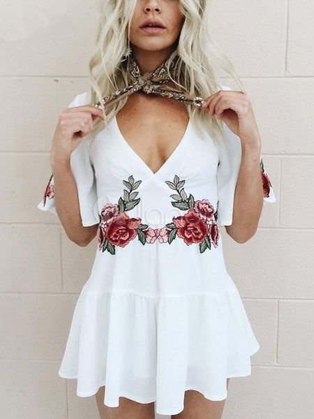 Women's White Romper V Neck Bell Short Sleeve Floral Embroidered Pleated Playsuit | Milanoo
