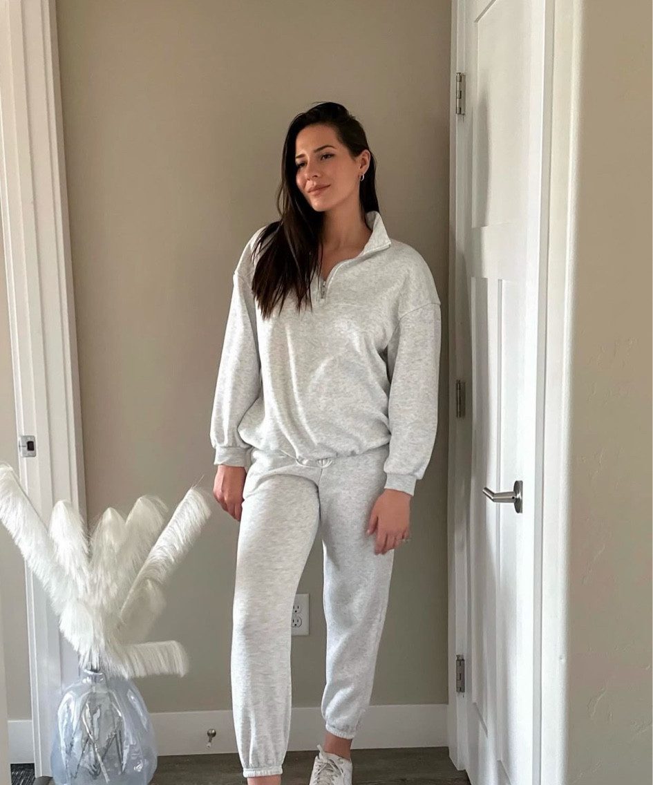 Been living in maternity sets lately 🤍

#LTKFindsUnder50 #LTKBump #LTKStyleTip