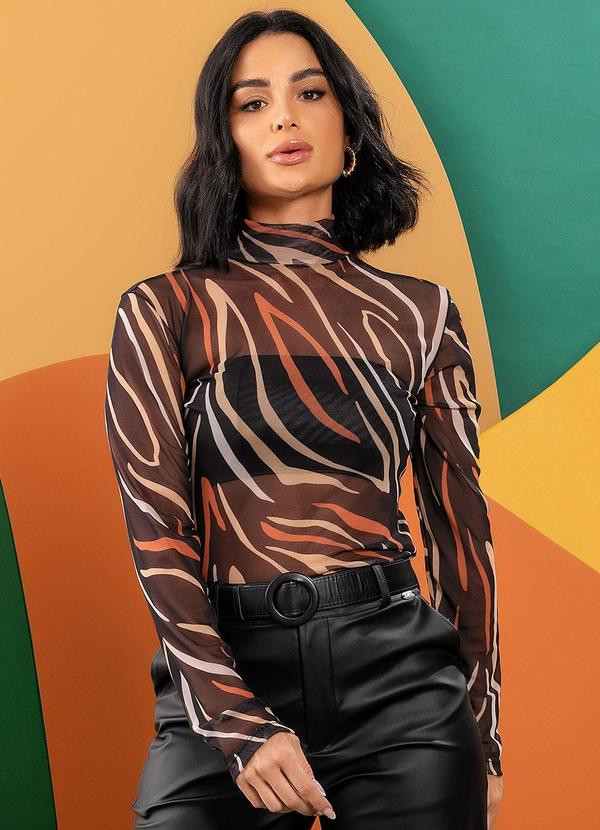 Malwee - Características:

	Blusa Básica Feminina
	Confeccionada em meia malha, um tecido de to... | Posthaus (BR)