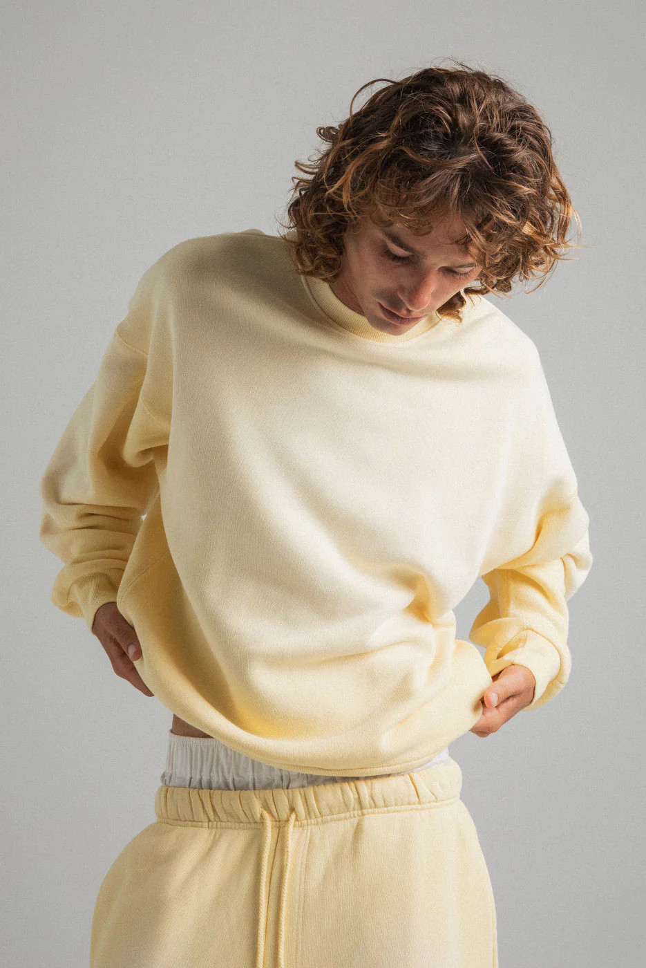 OVERSIZED CORE CREWNECK | Elwood Clothing