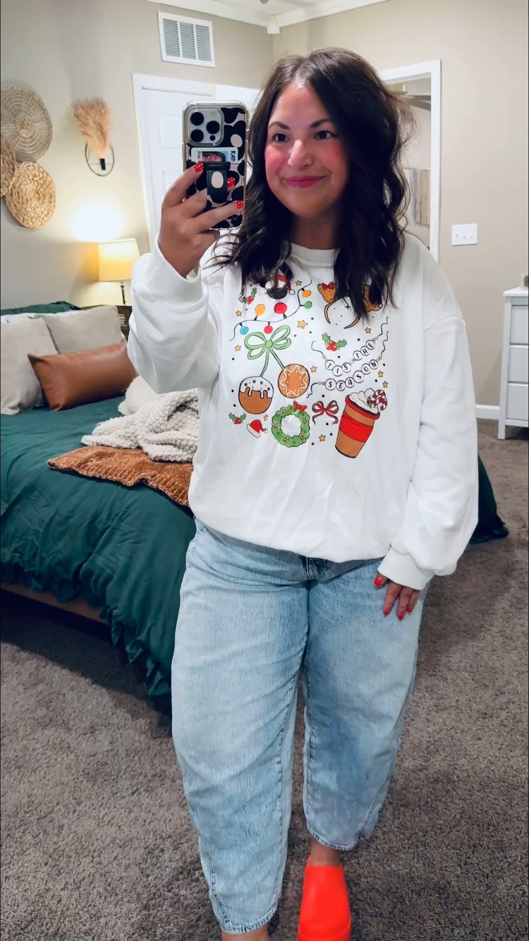 clogs: fit oversized // wearing a size 4
jeans: fit true to size // wearing a 14
crewneck: fits true to size // wearing an XL 

 

#LTKHoliday #LTKSeasonal #LTKFindsUnder50