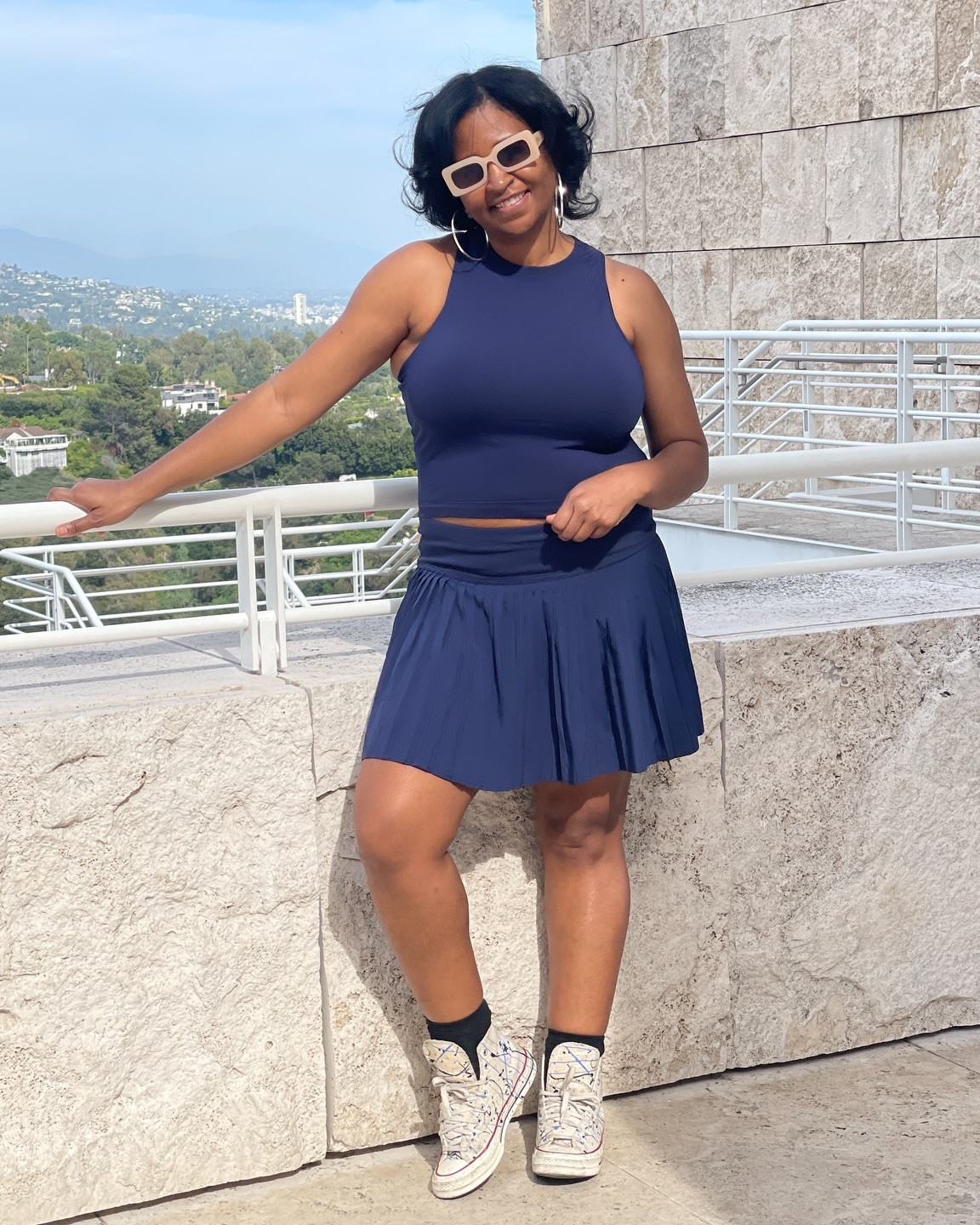 Capturing moments where style meets art 🎨💜……
Wearing @Fabletics  at The Getty cute, posh, and with pleats made to move….  

#FableticsPartner #fabletics

#LTKootd #LTKmomlife #LTKActive