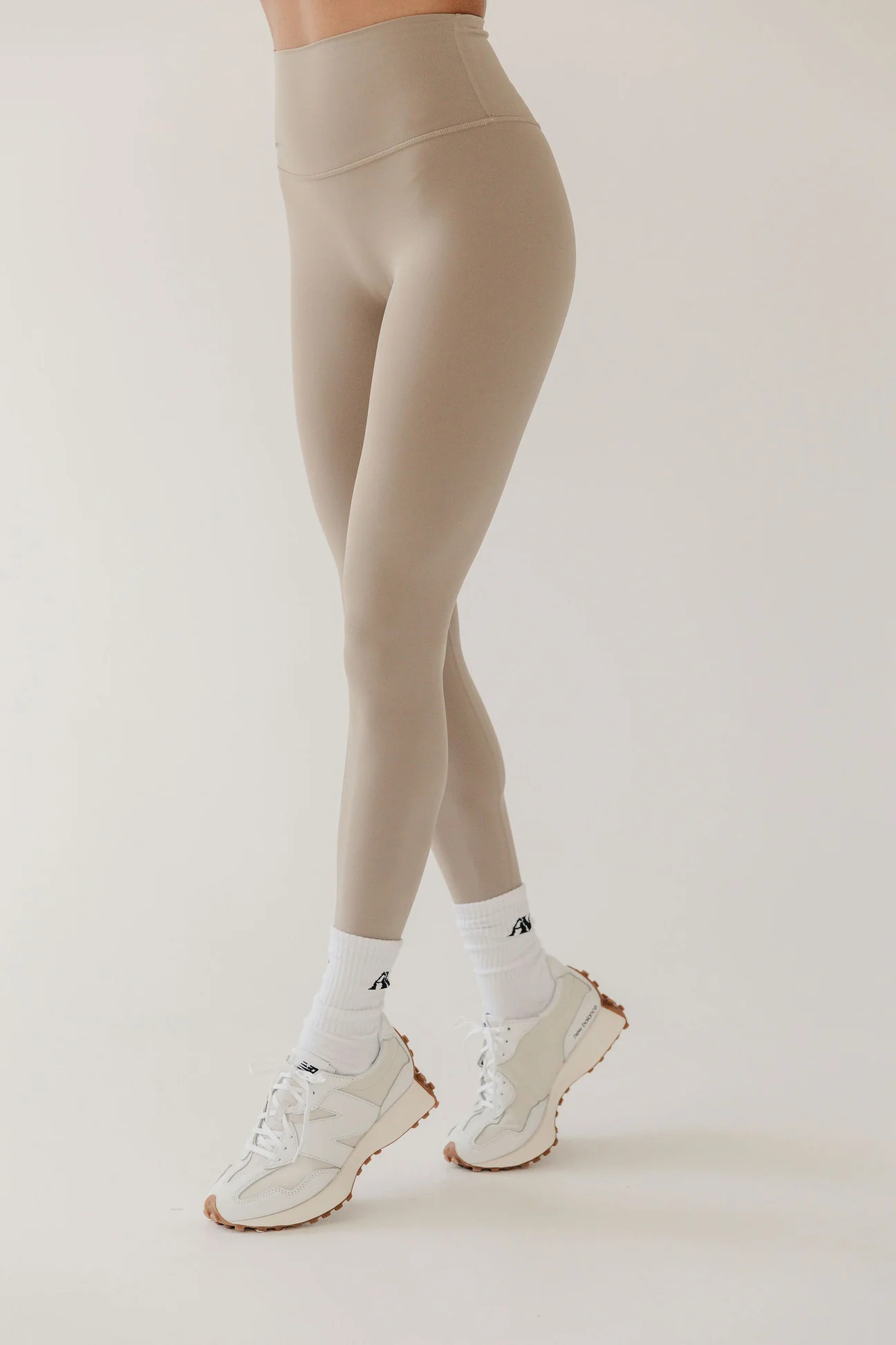 Second Skin Legging - Mink | Another Version