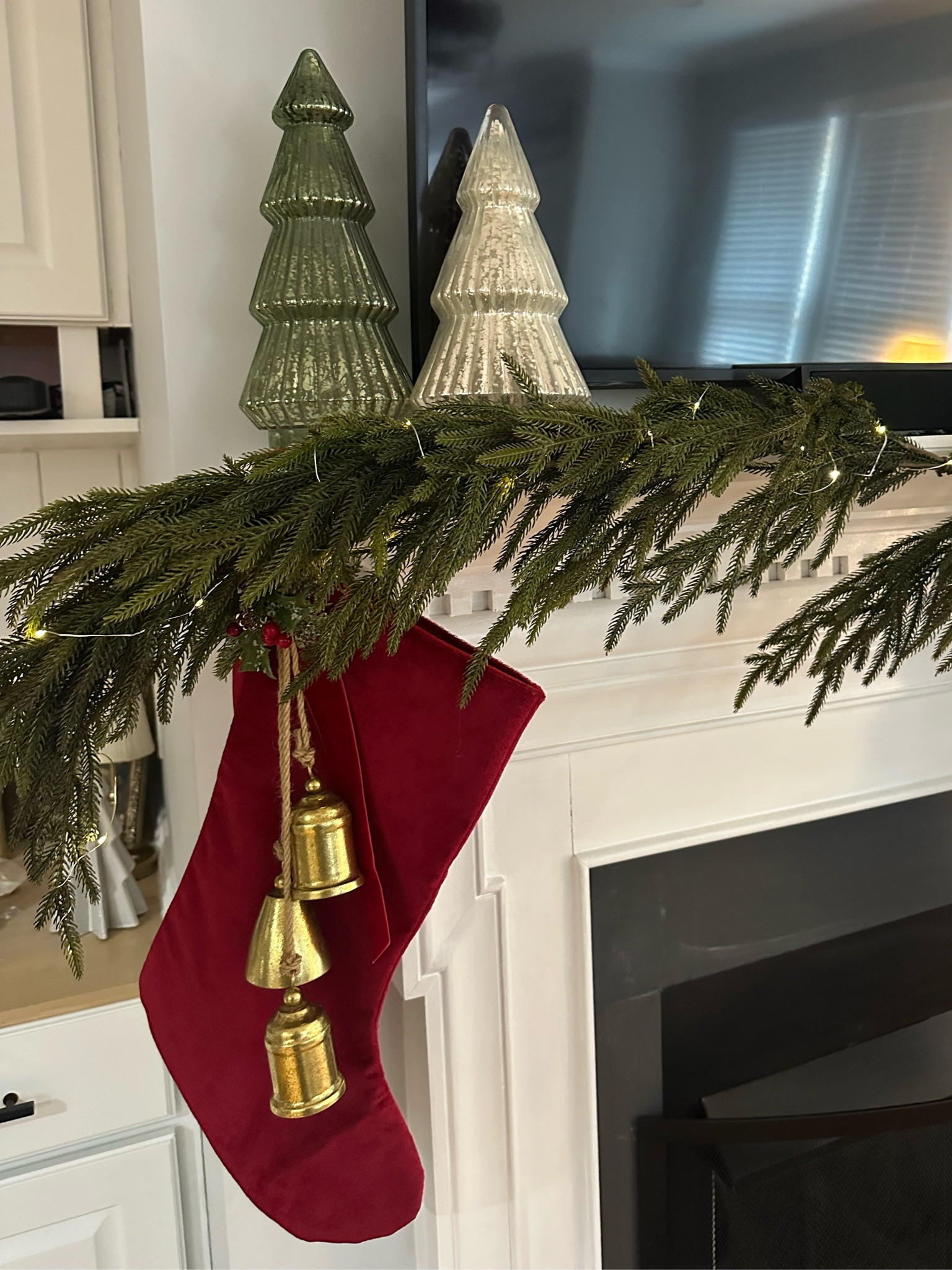 Fireplace Christmas Decor Ideas

#LTKSeasonal #LTKHoliday #LTKHome
