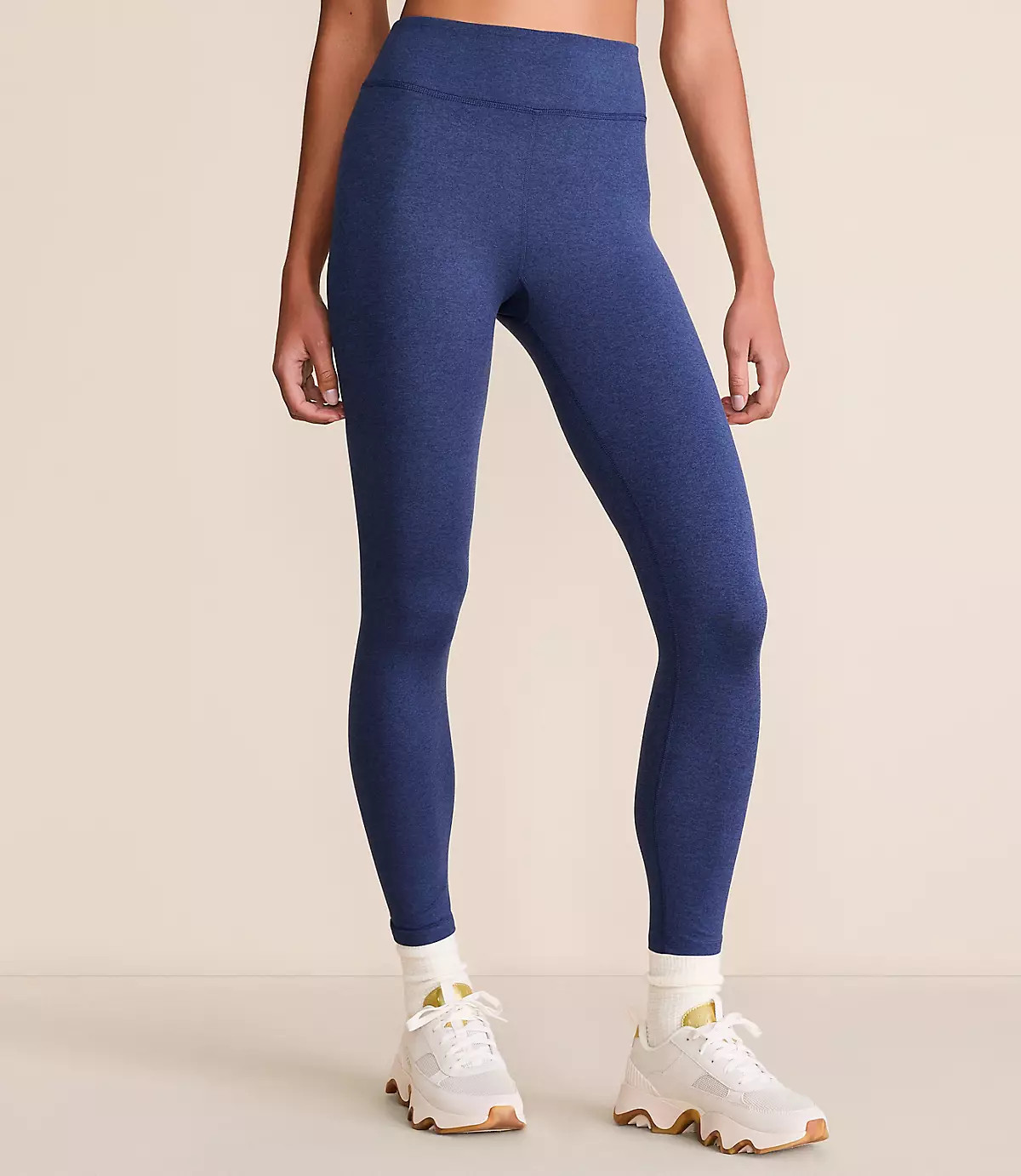 Lou & Grey Heathered Brushedsoft Pocket Leggings | LOFT